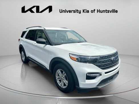 Used 2022 Ford Explorer XLT w/ Equipment Group 202A RWD image 1
