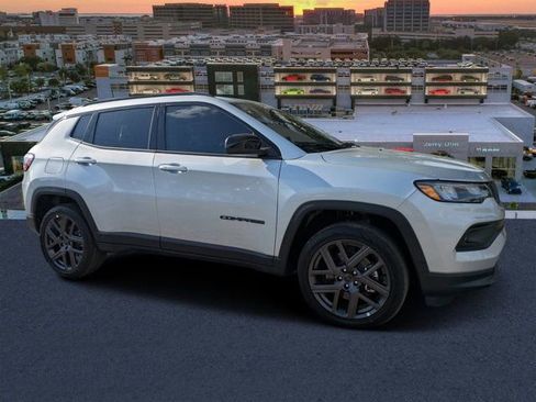 New 2026 Jeep Compass Latitude w/ Sun and Sound Group AWD/4WD image 1