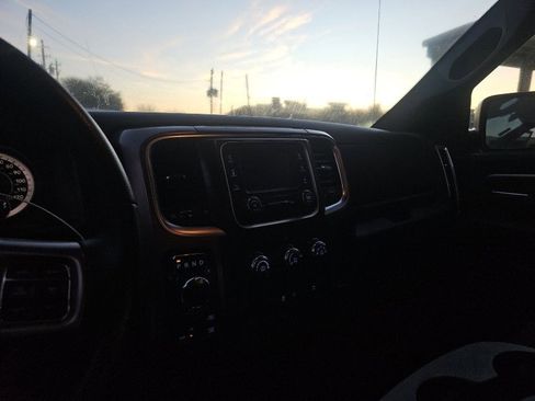 Used 2021 RAM 1500 Classic Warlock image 12