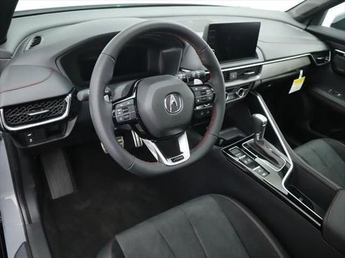 Used 2025 Acura ADX A-Spec image 11