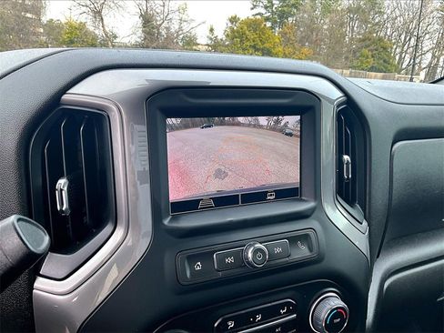 Certified 2022 Chevrolet Silverado 1500 Custom image 24