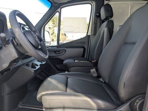 New 2026 Mercedes-Benz Sprinter 2500 image 19