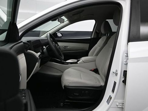 Used 2025 Hyundai Tucson SEL AWD/4WD image 22