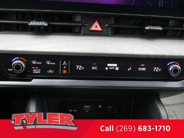Used 2024 Kia Sportage X-Line w/ X-Line Premium Package AWD/4WD image 48
