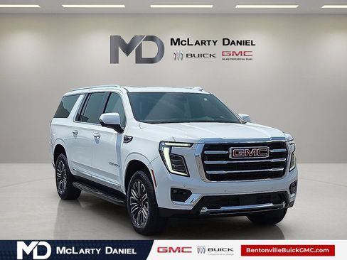 Used 2026 GMC Yukon XL Elevation w/ Elevation Premium Package AWD/4WD image 1