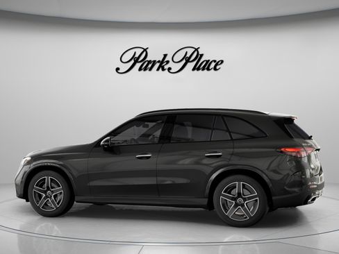 Certified 2026 Mercedes-Benz GLC 300 image 9