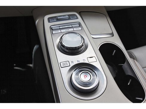Used 2023 Genesis Electrified GV70 w/ Prestige Package AWD/4WD image 31