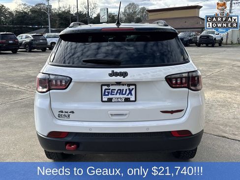 Used 2024 Jeep Compass Trailhawk image 14