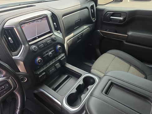 Used 2019 Chevrolet Silverado 1500 LT Trail Boss AWD/4WD image 25