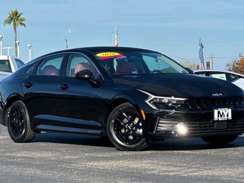 New 2026 Kia K5 LXS image 2