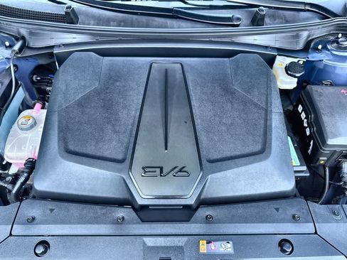 Certified 2025 Kia EV6 Light RWD image 11