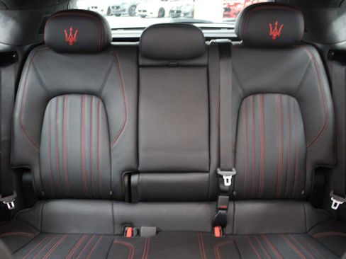 Used 2022 Maserati Levante GT image 40