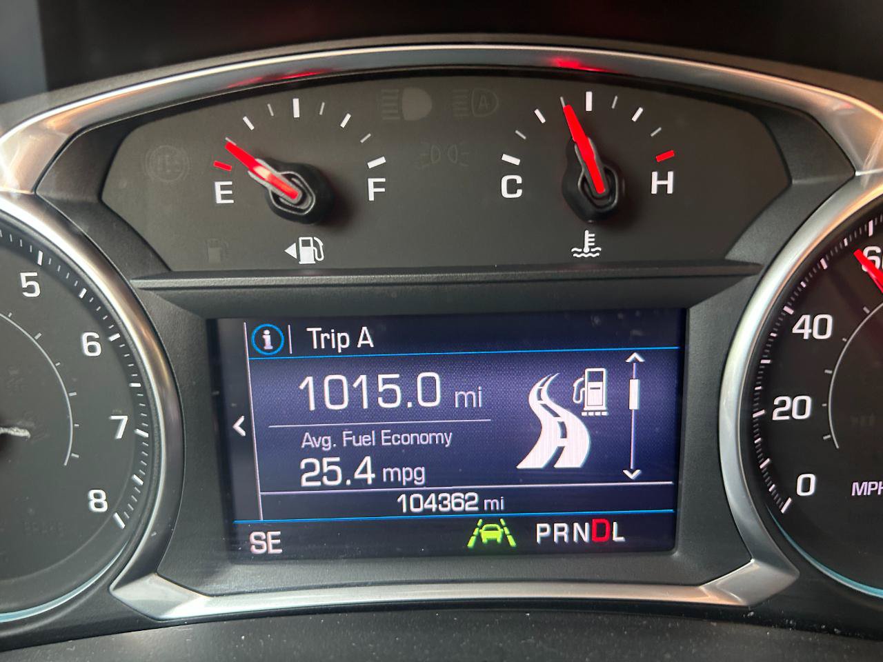 Used 2020 Chevrolet Equinox LT w/ Driver Convenience Package FWD image 20