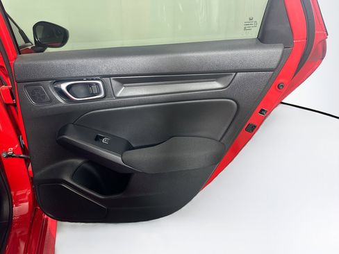 Used 2025 Honda Civic Sport image 28