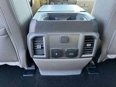 Used 2019 Ford F150 XLT w/ Equipment Group 302A Luxury AWD/4WD image 23