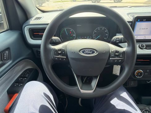 Used 2023 Ford Maverick XLT FWD image 12