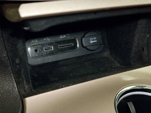 Used 2015 Jeep Grand Cherokee Overland w/ Advanced Technology Group image 38