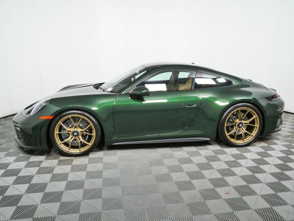 Certified 2026 Porsche 911 GT3 RWD image 2
