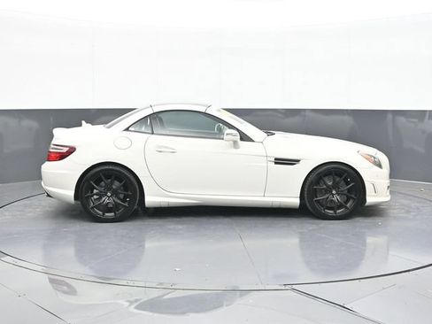 Used 2013 Mercedes-Benz SLK 350 image 16