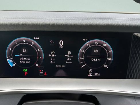 New 2026 Volkswagen Tiguan SE FWD image 29