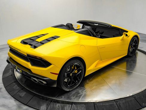 Used 2018 Lamborghini Huracan LP 580-2 image 28