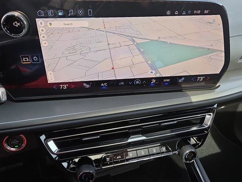 New 2026 Chevrolet Traverse LT w/ Sun and Wheel Package image 9