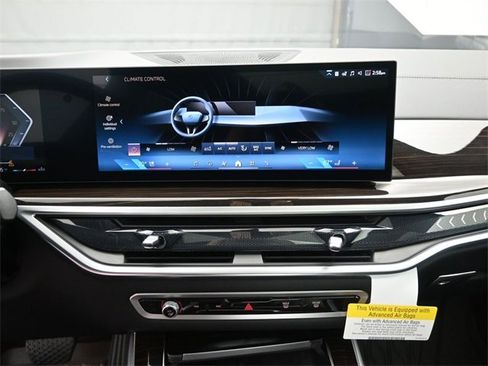 New 2026 BMW X5 xDrive40i w/ Parking Assistance Package image 3