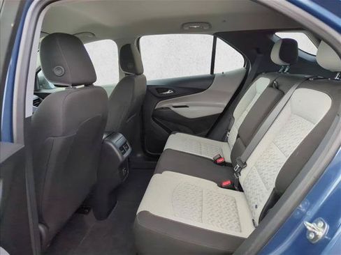 Used 2024 Chevrolet Equinox LS FWD image 18