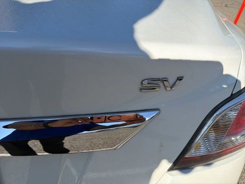 Used 2014 Nissan Altima 2.5 SV w/ Convenience Package image 18
