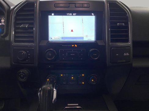 Used 2018 Ford F150 XLT w/ Equipment Group 302A Luxury AWD/4WD image 16
