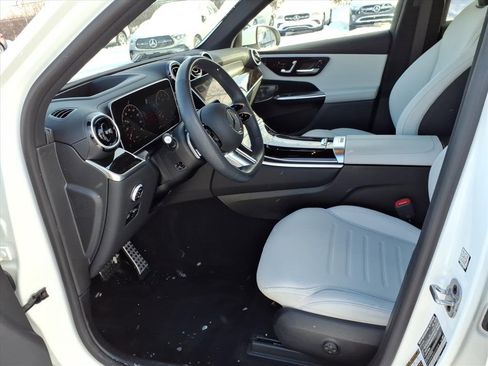 Certified 2024 Mercedes-Benz GLC 300 4MATIC image 11