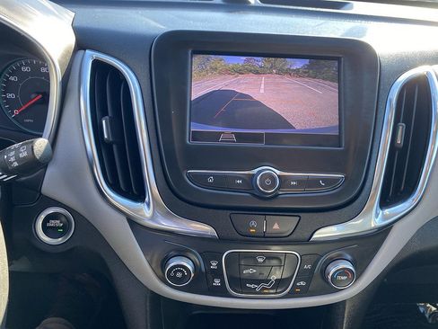 Used 2024 Chevrolet Equinox LS w/ Driver Confidence II Package AWD/4WD image 40