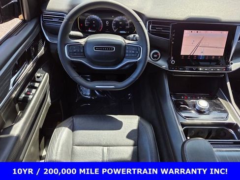 Used 2024 Jeep Wagoneer Series II w/ Flexible Seating Group image 12