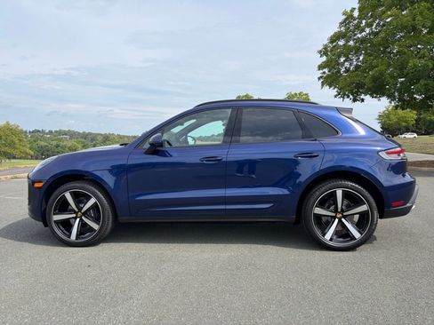 New 2026 Porsche Macan Turbo AWD/4WD image 2