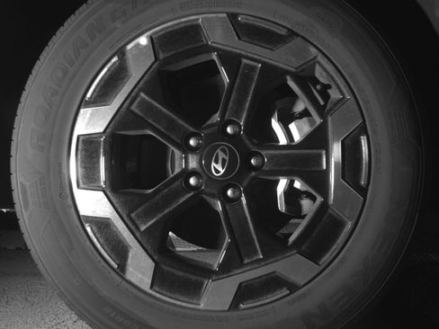 Used 2026 Hyundai Santa Fe SEL FWD image 16