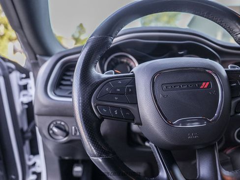 Used 2019 Dodge Challenger R/T Scat Pack RWD image 40