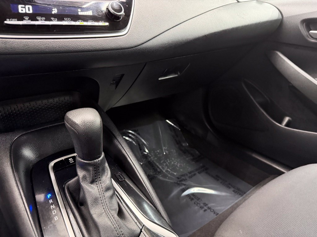 Used 2021 Toyota Corolla LE w/ Carpet Mat Package (TMS) FWD image 26