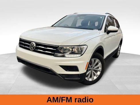 Used 2019 Volkswagen Tiguan S image 2