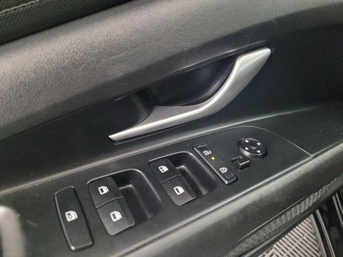 Used 2025 Hyundai Elantra SE FWD image 27