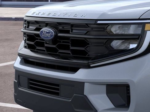 New 2026 Ford Expedition Active AWD/4WD image 17