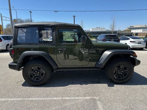 Used 2021 Jeep Wrangler Sport AWD/4WD image 6