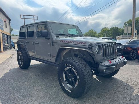 Used 2018 Jeep Wrangler Unlimited Rubicon AWD/4WD image 6