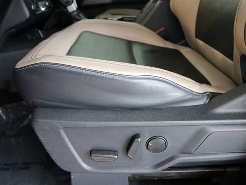 Used 2021 Ford Bronco Wildtrak AWD/4WD image 19