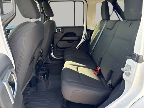 Used 2021 Jeep Wrangler Unlimited Sahara w/ Uconnect 4C Nav & Sound Group image 18