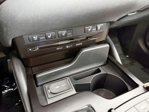 Used 2019 Lexus ES 300h w/ Premium Package FWD image 65