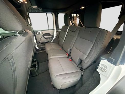 Used 2021 Jeep Wrangler Unlimited Sport AWD/4WD image 25
