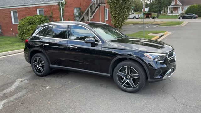 Used 2026 Mercedes-Benz GLC 300 4MATIC image 4