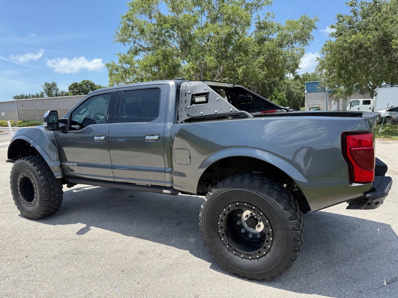 Used 2020 Ford F250 Platinum AWD/4WD image 6