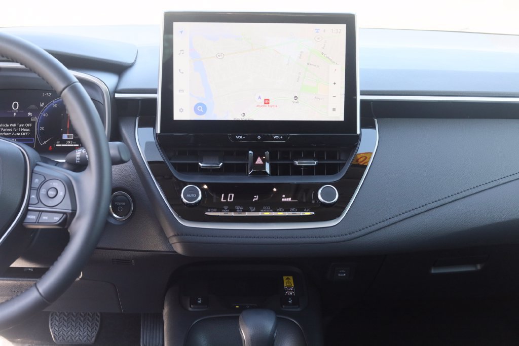 Used 2026 Toyota Corolla XLE FWD image 12
