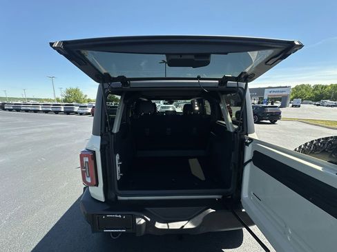 New 2026 Ford Bronco Outer Banks w/ Sasquatch Package AWD/4WD image 29